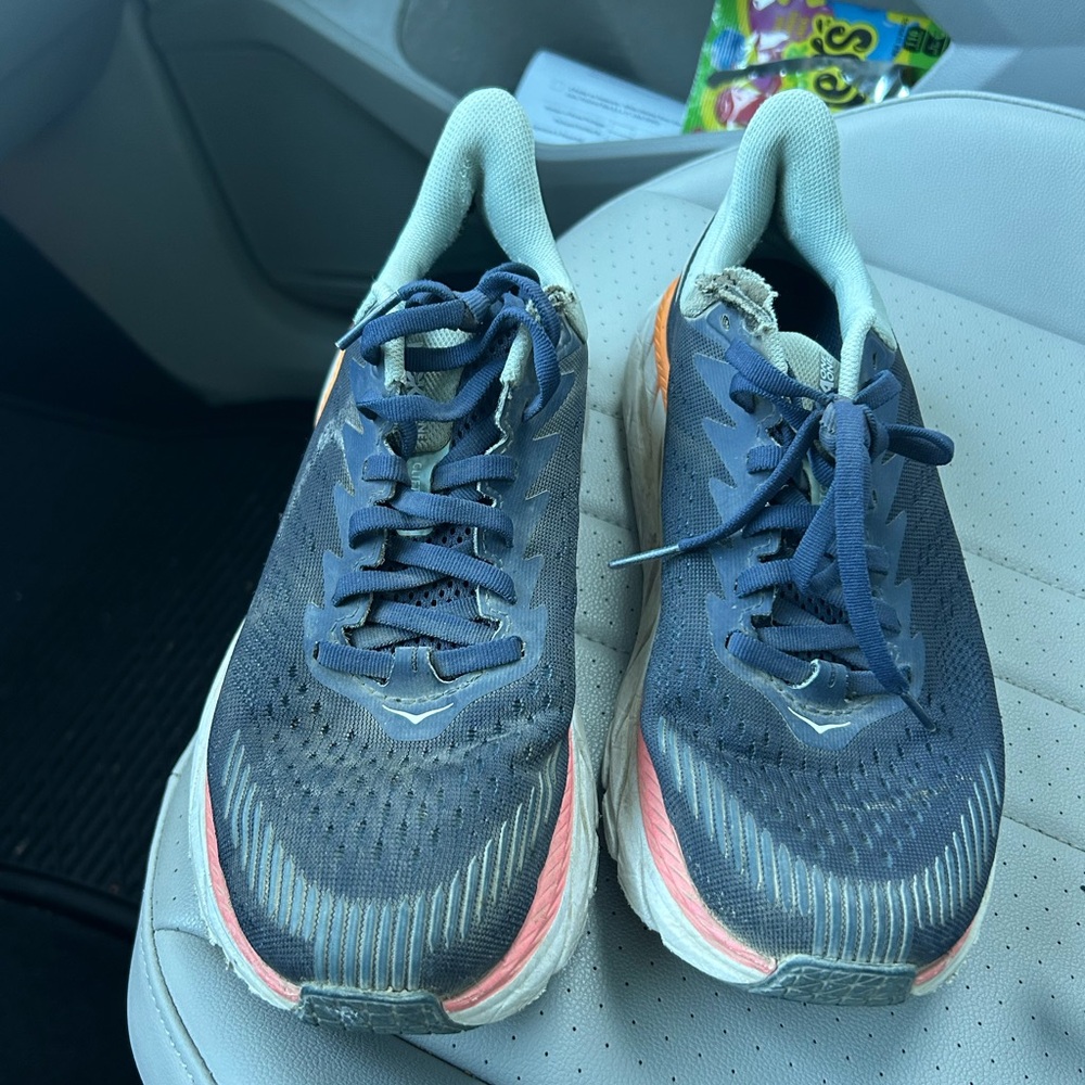 Hoka Clifton shoe size 7